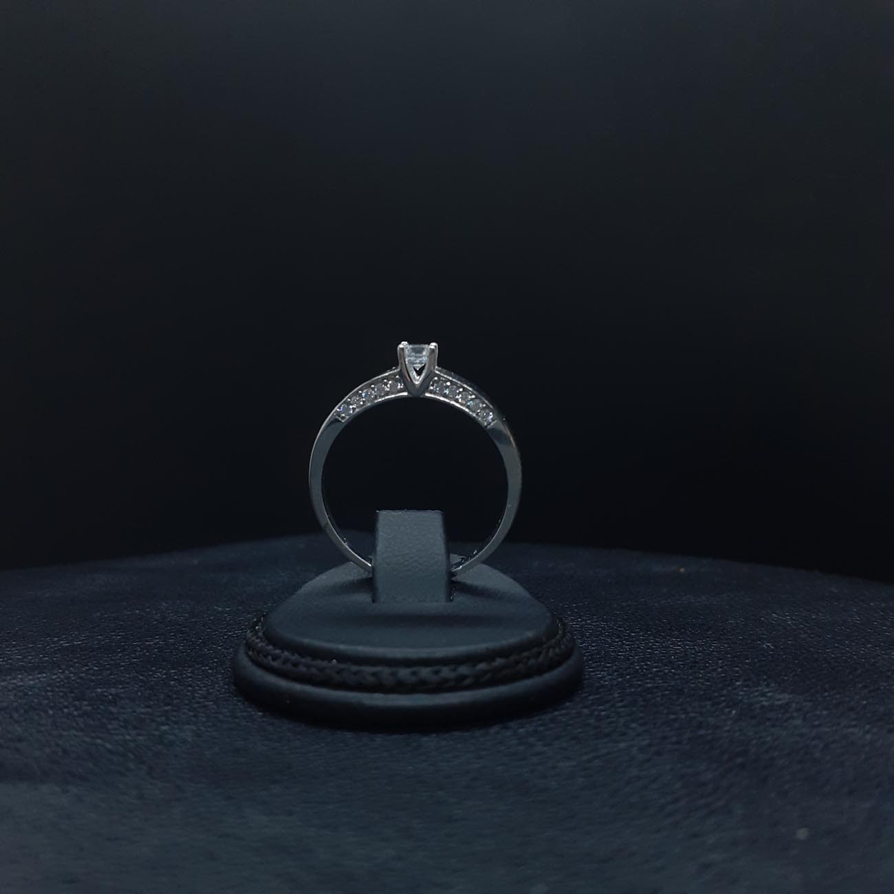 Δαχτυλίδι simplicity Κ9 
